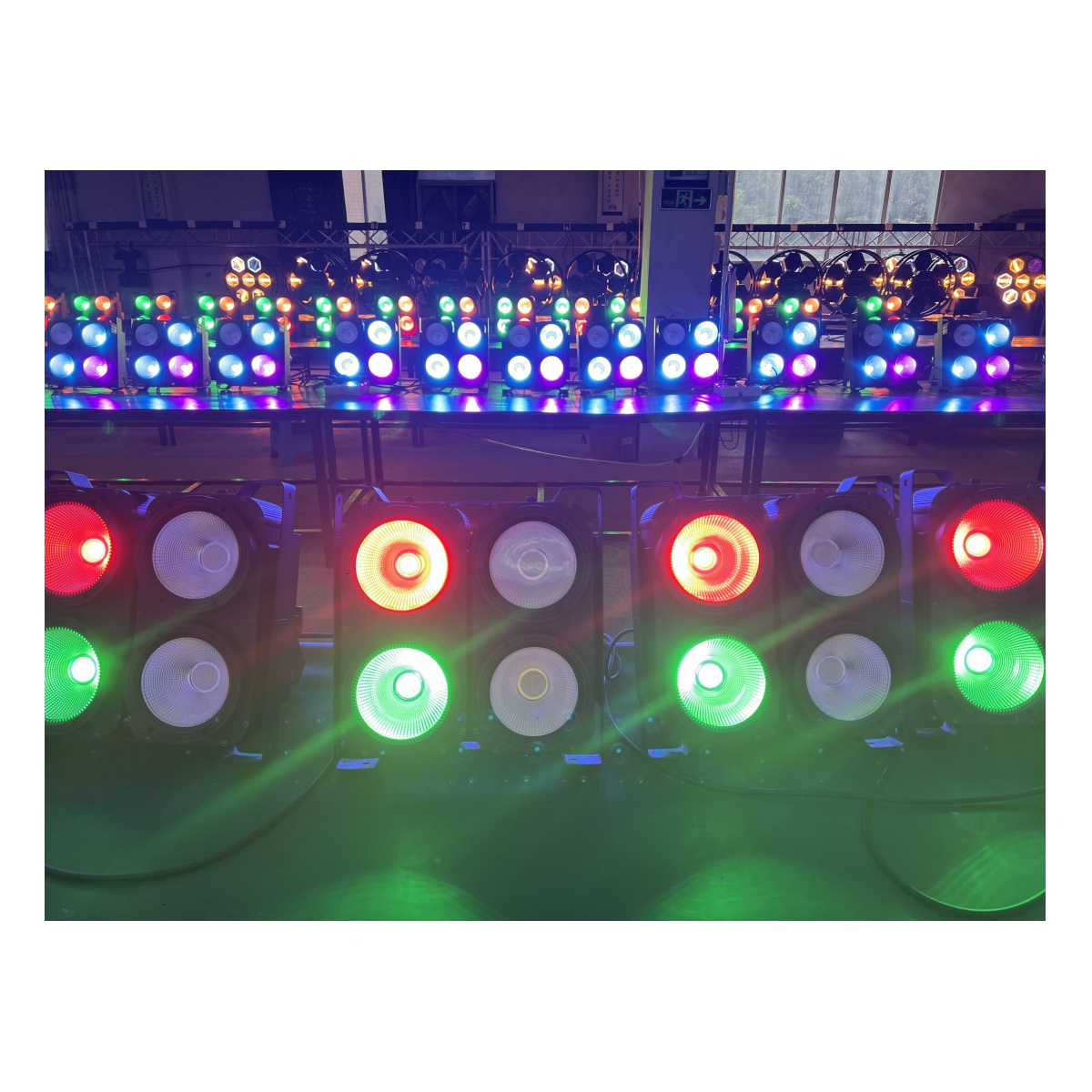 Minibrut Blinder RGB 4 Leds - Imagen 12